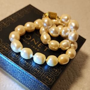 Vintage Monet Cream Pearl Necklace Choker 16" Big Pearls
